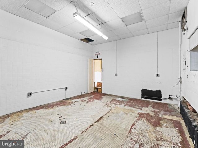 2053 S CLEVELAND ST, Philadelphia, PA 19145