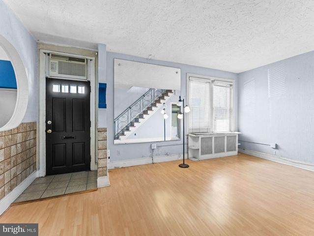 2053 S CLEVELAND ST, Philadelphia, PA 19145