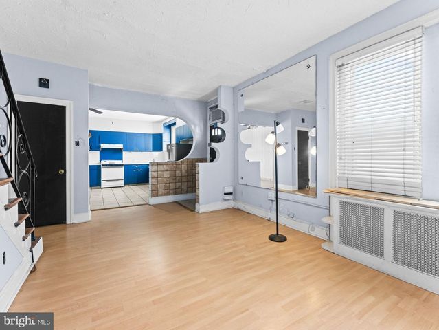 2053 S CLEVELAND ST, Philadelphia, PA 19145
