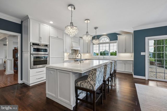 11 TROON CT, Moorestown, NJ 08057