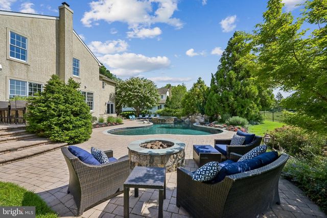 11 TROON CT, Moorestown, NJ 08057