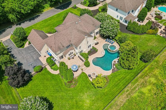 11 TROON CT, Moorestown, NJ 08057
