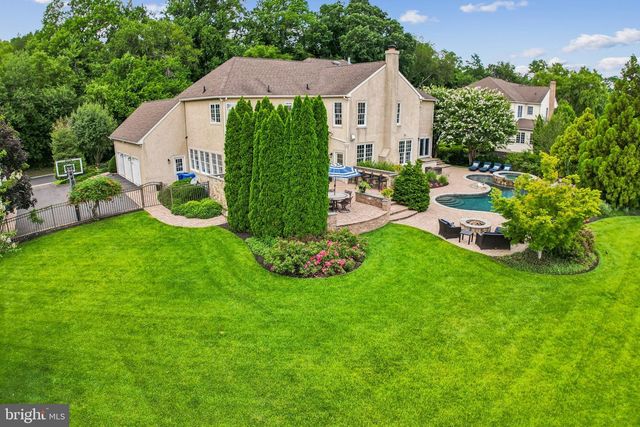 11 TROON CT, Moorestown, NJ 08057