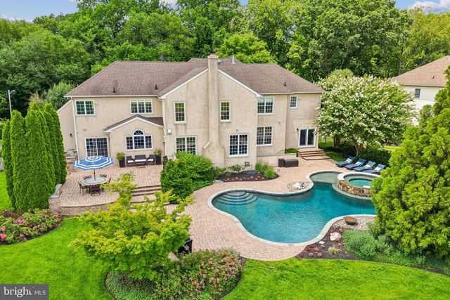 11 TROON CT, Moorestown, NJ 08057