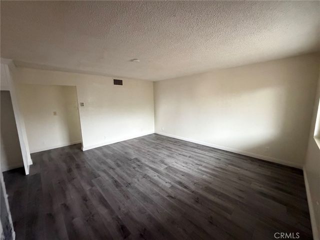 912 S Ash Avenue 1, Inglewood, CA 90301