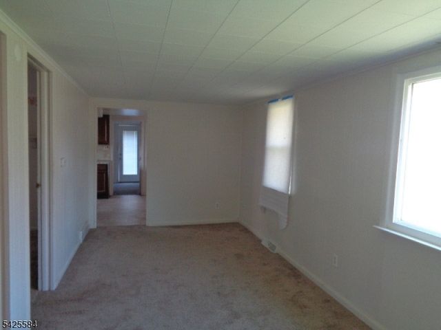 82 Castle Heights Ave, Pennsville Twp., NJ 08070