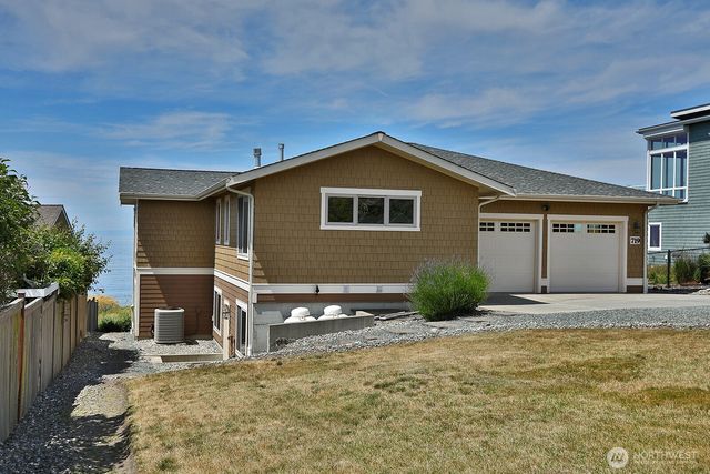 719 Fort Ebey Road, Coupeville, WA 98239