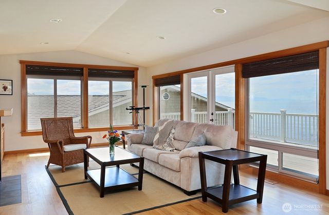 719 Fort Ebey Road, Coupeville, WA 98239