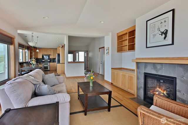 719 Fort Ebey Road, Coupeville, WA 98239