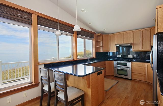 719 Fort Ebey Road, Coupeville, WA 98239