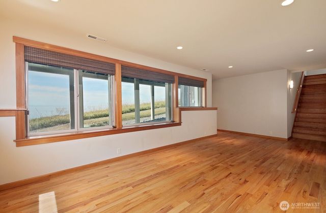 719 Fort Ebey Road, Coupeville, WA 98239