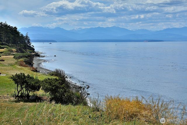 719 Fort Ebey Road, Coupeville, WA 98239