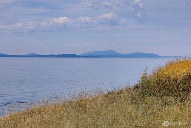 719 Fort Ebey Road, Coupeville, WA 98239