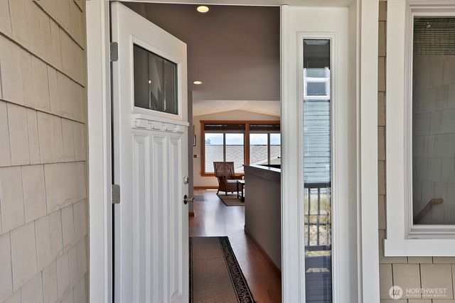 719 Fort Ebey Road, Coupeville, WA 98239