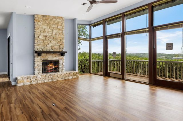 124 Firebird ST, Lakeway, TX 78734