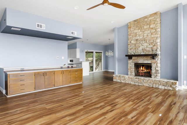 124 Firebird ST, Lakeway, TX 78734