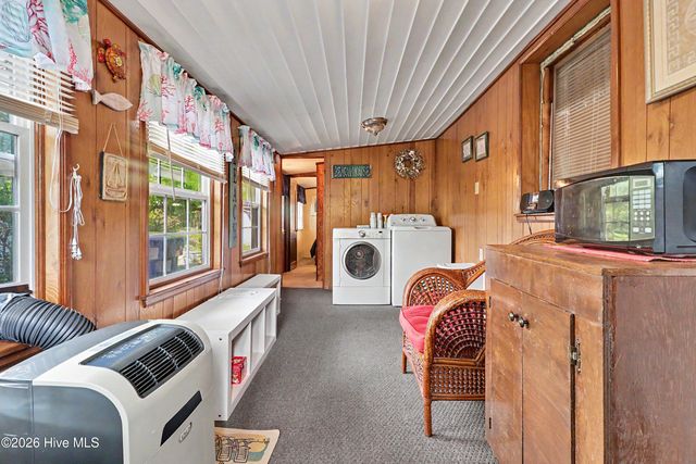131 NE 75th Street, Oak Island, NC 28465