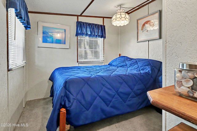 131 NE 75th Street, Oak Island, NC 28465