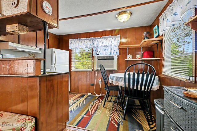 131 NE 75th Street, Oak Island, NC 28465