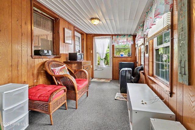 131 NE 75th Street, Oak Island, NC 28465