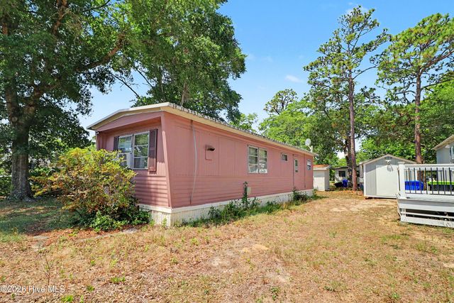 131 NE 75th Street, Oak Island, NC 28465