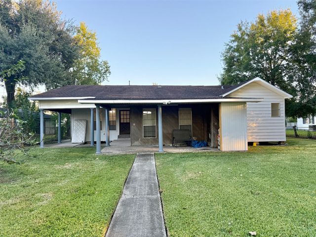 1412 Ithaca Avenue, Nederland, TX 77627