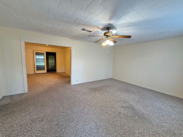 1412 Ithaca Avenue, Nederland, TX 77627