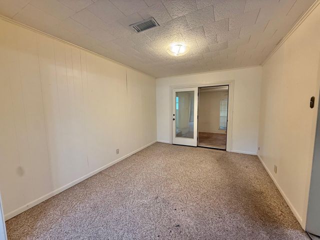 1412 Ithaca Avenue, Nederland, TX 77627