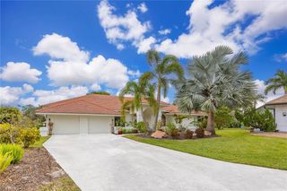 4896 Shearwater LN, Naples, FL 34119