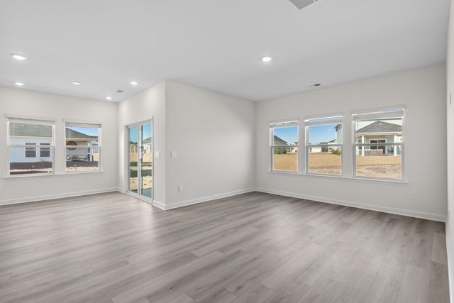 995 Lauryn Oak Loop, Longs, SC 29568