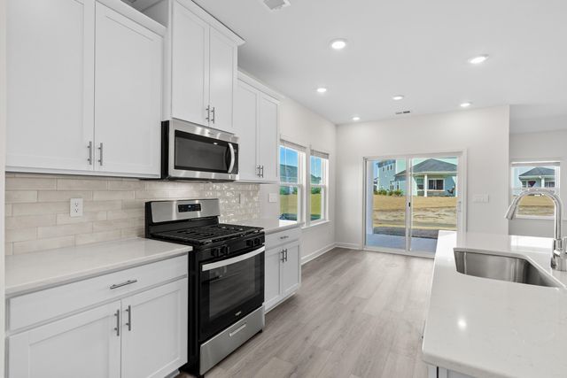 995 Lauryn Oak Loop, Longs, SC 29568