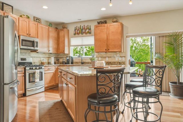 8201 66th STREET, Kenosha, WI 53142