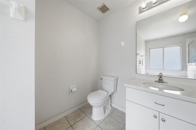 4962 RAINBOW TROUT ROAD, Tavares, FL 32778