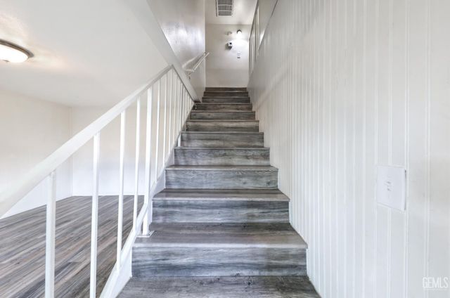 2200 Cedro Court B, Bakersfield, CA 93309