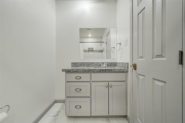 209 W 6th Street, Deer Park, TX 77536
