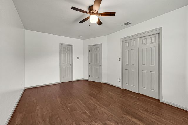209 W 6th Street, Deer Park, TX 77536