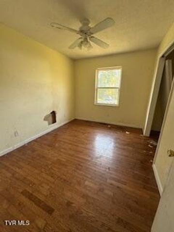 210 Lynn Avenue, Greeneville, TN 37743