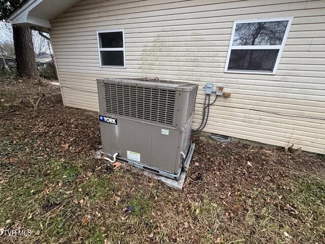 210 Lynn Avenue, Greeneville, TN 37743