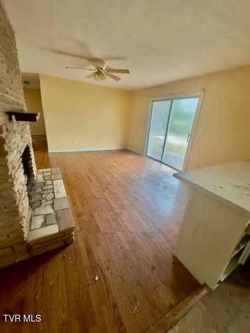 210 Lynn Avenue, Greeneville, TN 37743