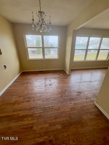 210 Lynn Avenue, Greeneville, TN 37743