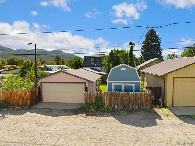 924 E St, Salida, CO 81201
