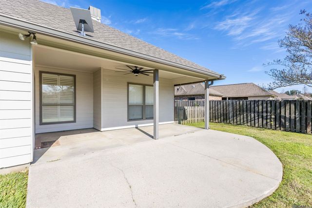 13223 Old Dutchtown Ave, Gonzales, LA 70737