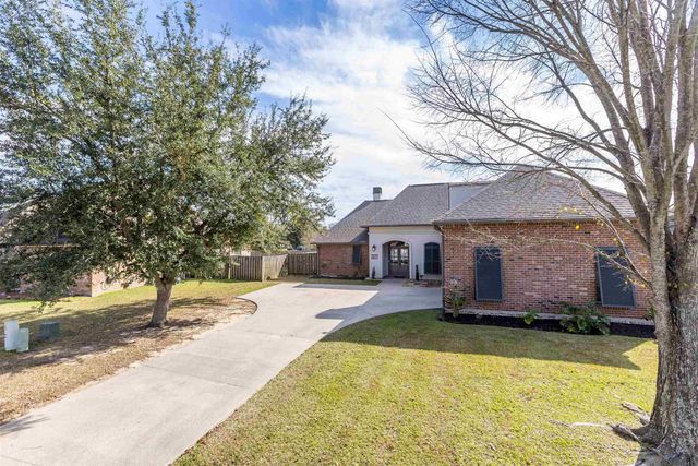 13223 Old Dutchtown Ave, Gonzales, LA 70737