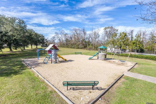 13223 Old Dutchtown Ave, Gonzales, LA 70737