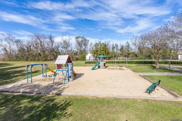 13223 Old Dutchtown Ave, Gonzales, LA 70737