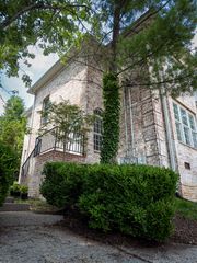 527 32nd Ave, S, Nashville, TN 37212