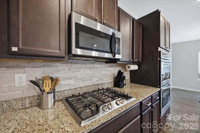 7612 Tanglewood Way, Denver, NC 28037