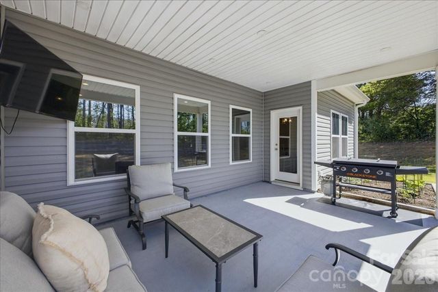 7612 Tanglewood Way, Denver, NC 28037
