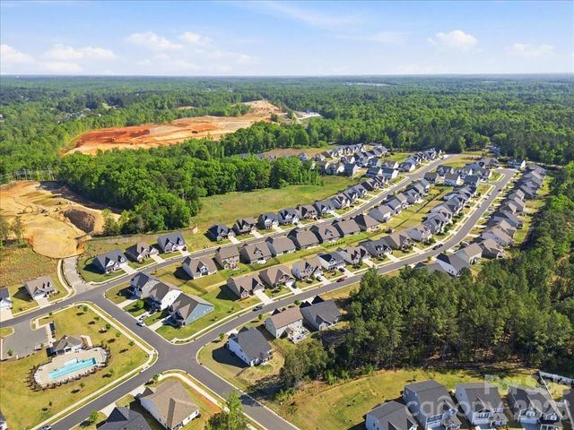 7612 Tanglewood Way, Denver, NC 28037