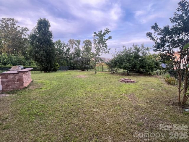 9281 Perseverance Drive, Harrisburg, NC 28075